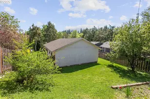 3909 SW Wilbard St, Portland, OR 97219 - Photo 30