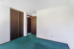 3909 SW Wilbard St, Portland, OR 97219 - Photo 18