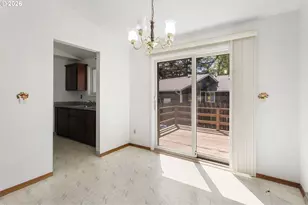 3909 SW Wilbard St, Portland, OR 97219 - Photo 10