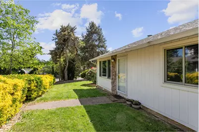 3909 SW Wilbard St, Portland, OR 97219 - Photo 28