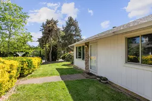 3909 SW Wilbard St, Portland, OR 97219 - Photo 28