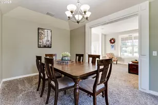 39125 Easton Ln, Springfield, OR 97478 - Photo 10