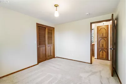 1105 SW 10th Dr, Gresham, OR 97080 - Photo 30