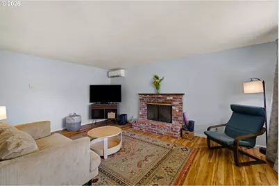 992 Candlelight Dr, Eugene, OR 97402 - Photo 16