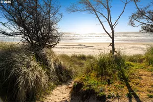 259 S Pacific St, Rockaway Beach, OR 97136 - Photo 22