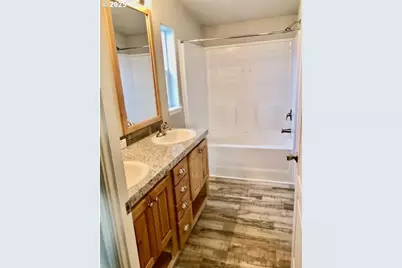 1415 S Bertelsen Rd #143, Eugene, OR 97402 - Photo 6