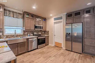 28304 NE Hathaway Rd, Camas, WA 98607 - Photo 6