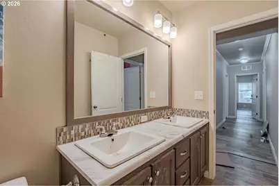 28304 NE Hathaway Rd, Camas, WA 98607 - Photo 12