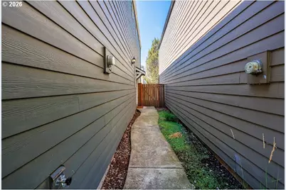 2630 NE 131st Ave, Vancouver, WA 98684 - Photo 2