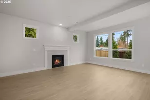 4655 SE Steelhead Ct, Hillsboro, OR 97123 - Photo 4