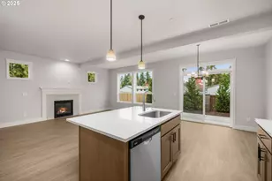 4655 SE Steelhead Ct, Hillsboro, OR 97123 - Photo 10