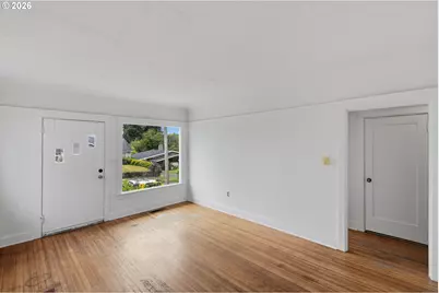 923 S 7th St, Coos Bay, OR 97420 - Photo 6