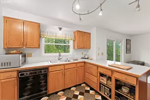 1005 SW 4th St, Gresham, OR 97080 - Photo 12