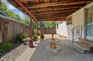 10810 NE San Rafael St, Portland, OR 97220 - Photo 24