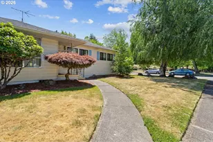10810 NE San Rafael St, Portland, OR 97220 - Photo 4