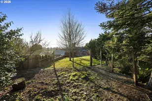 4026 SE Washington St, Milwaukie, OR 97222 - Photo 32