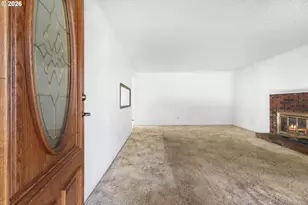 4026 SE Washington St, Milwaukie, OR 97222 - Photo 4