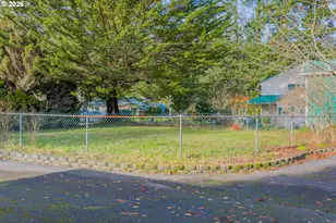 1594 N Hemlock St, Coquille, OR 97423 - Photo 26