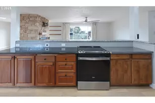 9890 NW Hwy 47, Forest Grove, OR 97116 - Photo 14