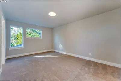 43 NE 87th Ave, Portland, OR 97220 - Photo 24