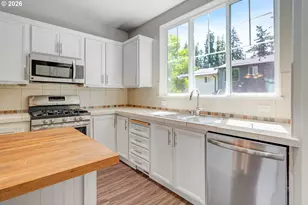 15495 SW Cobalt Ln, Beaverton, OR 97007 - Photo 12