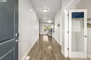 32085 NW Wascoe St, North Plains, OR 97133 - Photo 2