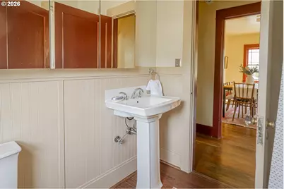 1402 Jackson St, Oregon City, OR 97045 - Photo 12