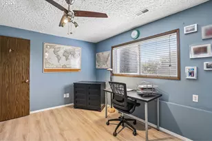 10015 NW 17th Ave, Vancouver, WA 98685 - Photo 18