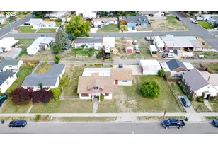 1050 Elm St, Baker City, OR 97814 - Photo 28