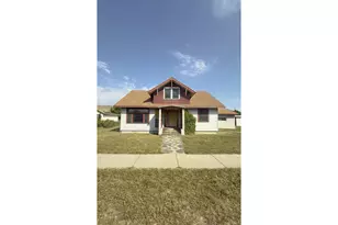 1050 Elm St, Baker City, OR 97814 - Photo 1