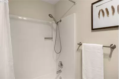 8332 SW Davies Ct, Portland, OR 97223 - Photo 22