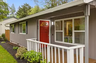 8332 SW Davies Ct, Portland, OR 97223 - Photo 2