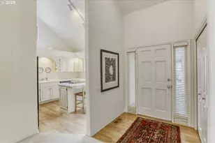 7325 SW Lakeside Dr, Wilsonville, OR 97070 - Photo 4