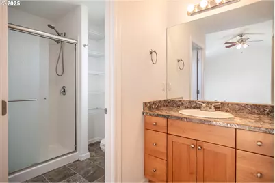 246 Palmdale Ave, Roseburg, OR 97471 - Photo 20