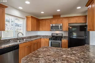 246 Palmdale Ave, Roseburg, OR 97471 - Photo 10