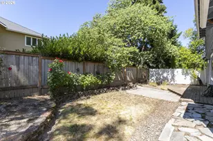 5435 NW Edgebrook Pl, Portland, OR 97229 - Photo 40