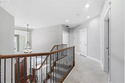 2337 NW Pinnacle Dr, Portland, OR 97229 - Photo 22