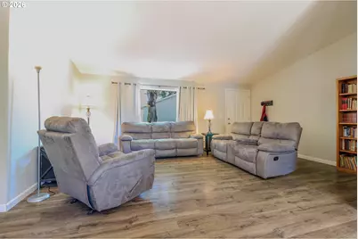 4204 Egan St NE, Gervais, OR 97026 - Photo 6