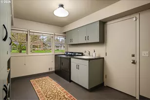 9792 SW Arborcrest Way, Portland, OR 97225 - Photo 36