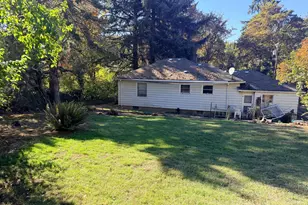 9052 SW 26th Ave, Portland, OR 97219 - Photo 8