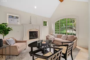 2650 Lorinda Ln, West Linn, OR 97068 - Photo 6