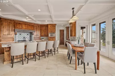 2650 Lorinda Ln, West Linn, OR 97068 - Photo 8