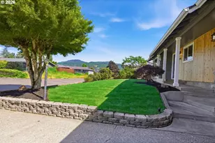 2453 37th St, Springfield, OR 97477 - Photo 6