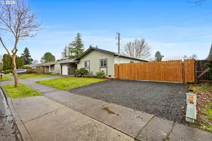 4776 Marshall Ave, Eugene, OR 97402 - Photo 4