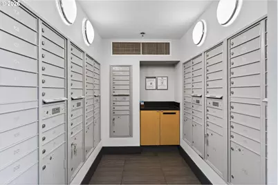 1260 NW Naito Pkwy #908B, Portland, OR 97209 - Photo 38