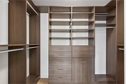 1260 NW Naito Pkwy #908B, Portland, OR 97209 - Photo 22