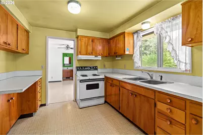 23560 Suttle Rd, Veneta, OR 97487 - Photo 22