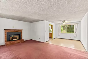 23560 Suttle Rd, Veneta, OR 97487 - Photo 16