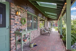 42 Ridgewood Dr, Eugene, OR 97405 - Photo 4