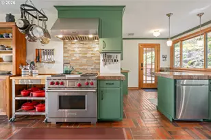 42 Ridgewood Dr, Eugene, OR 97405 - Photo 10